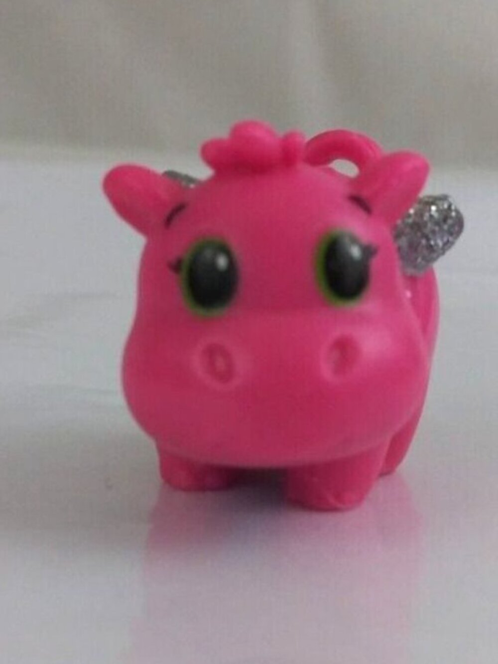 Hatchimals Colleggtibles Season 1 Hiphatch Pink  1" Collectible Mini Figure Toy